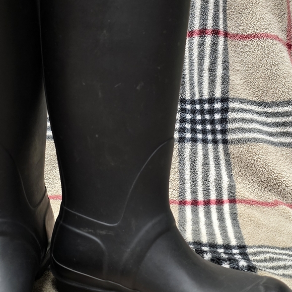 Hunter Original Tall Black Rain Boots, sz 9 - Picture 5 of 16
